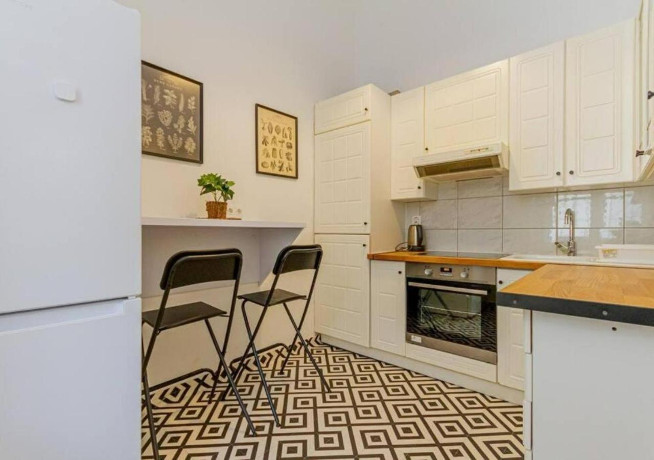 Luxury Apartment By The Famous Vaci Street Budapesta Exterior foto