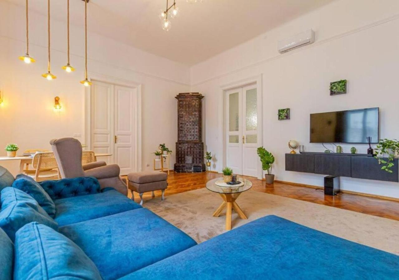 Luxury Apartment By The Famous Vaci Street Budapesta Exterior foto