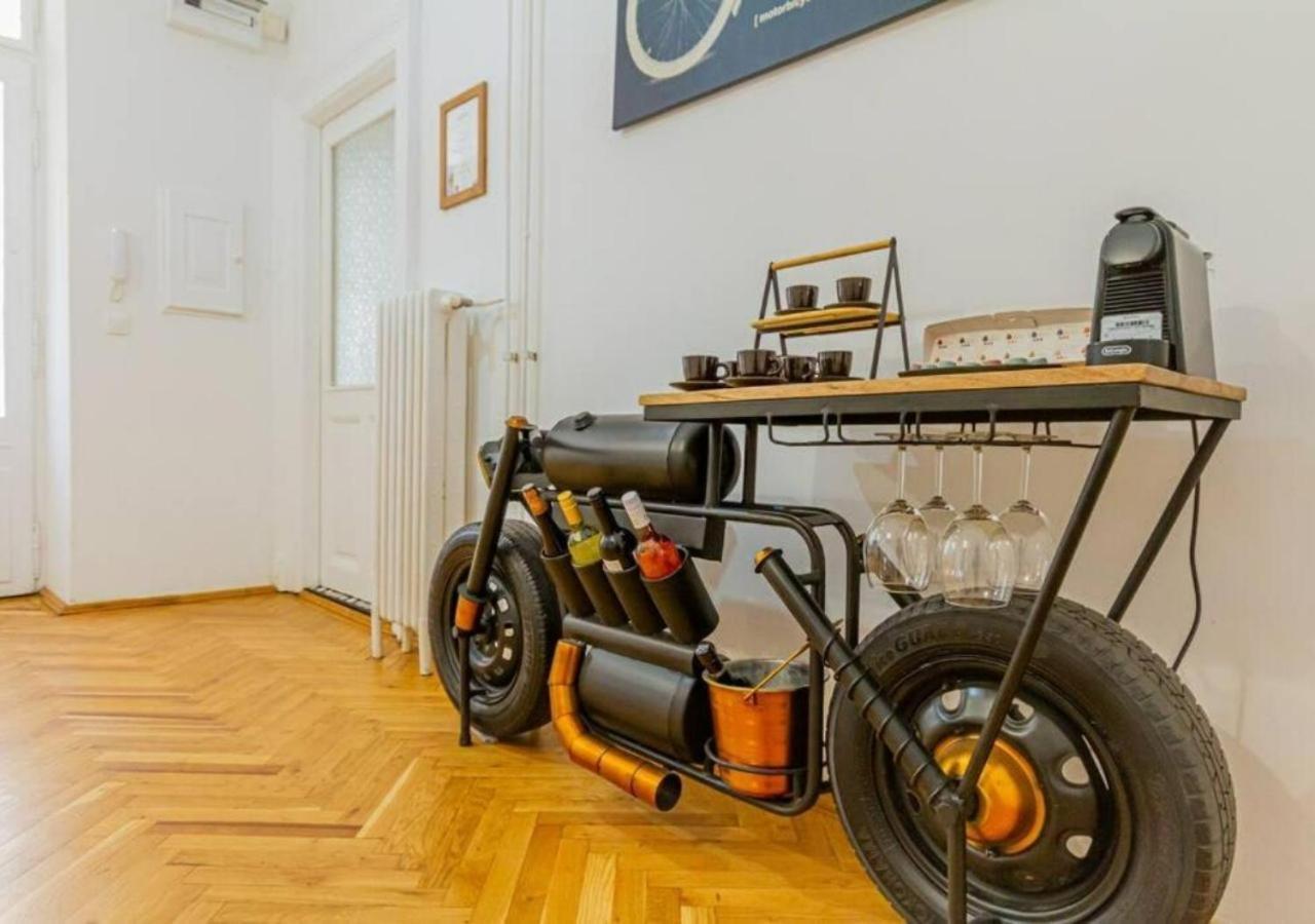 Luxury Apartment By The Famous Vaci Street Budapesta Exterior foto